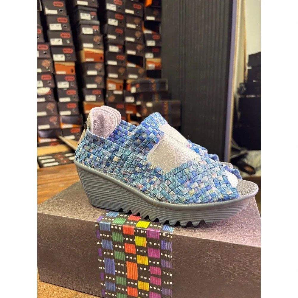 Bernie Mev Hallie Multi Camo Blue Woven Wedge Sandals Size 37 US 6.5-7